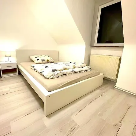 Robinshomes Saniertes Reihenhaus In Bs 브라운슈바이크