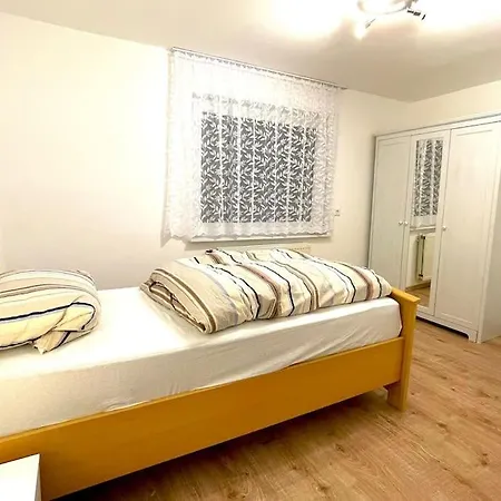 Robinshomes Saniertes Reihenhaus In Bs Vakantiehuis