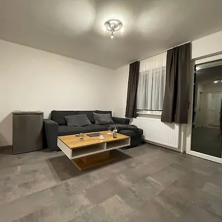 Vakantiehuis Robinshomes Saniertes Reihenhaus In Bs Braunschweig