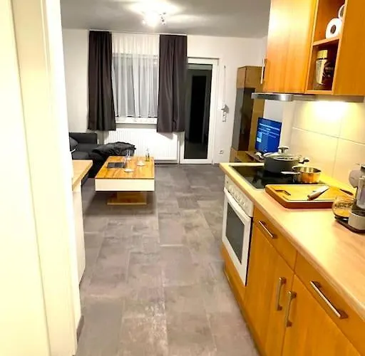 Robinshomes Saniertes Reihenhaus In Bs