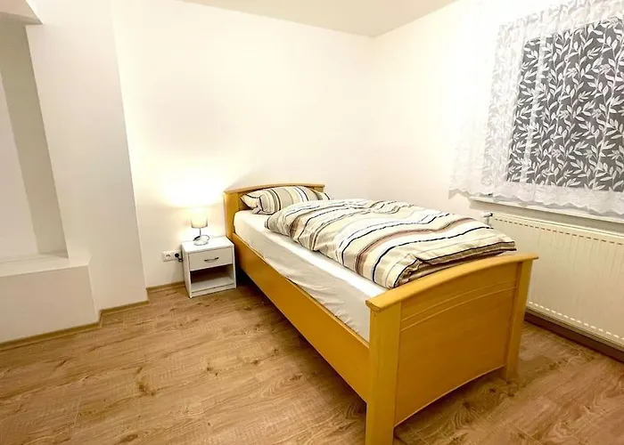 Feriehus Robinshomes Saniertes Reihenhaus In Bs Braunschweig