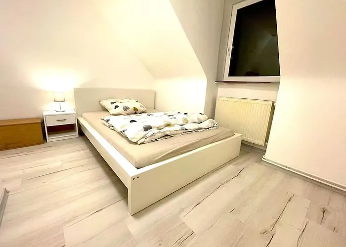 Robinshomes Saniertes Reihenhaus In Bs 布伦瑞克